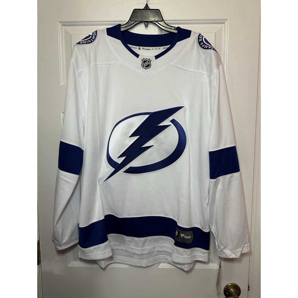 Size XL Fanatics NHL Mens White Blue Tampa Bay Lightning Hockey Jersey NEW